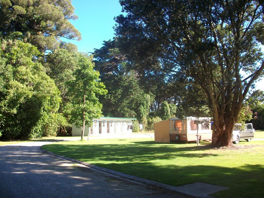 Karamea Holiday Park Ngoại thất bức ảnh