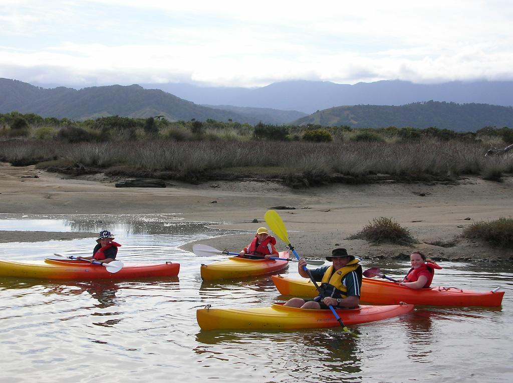 Karamea Holiday Park Ngoại thất bức ảnh